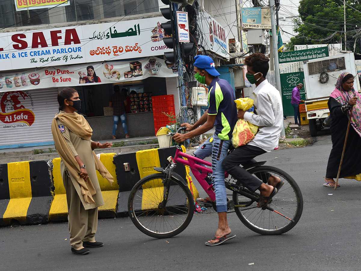 Lockdown in Hyderabad City Photo Gallery - Sakshi9