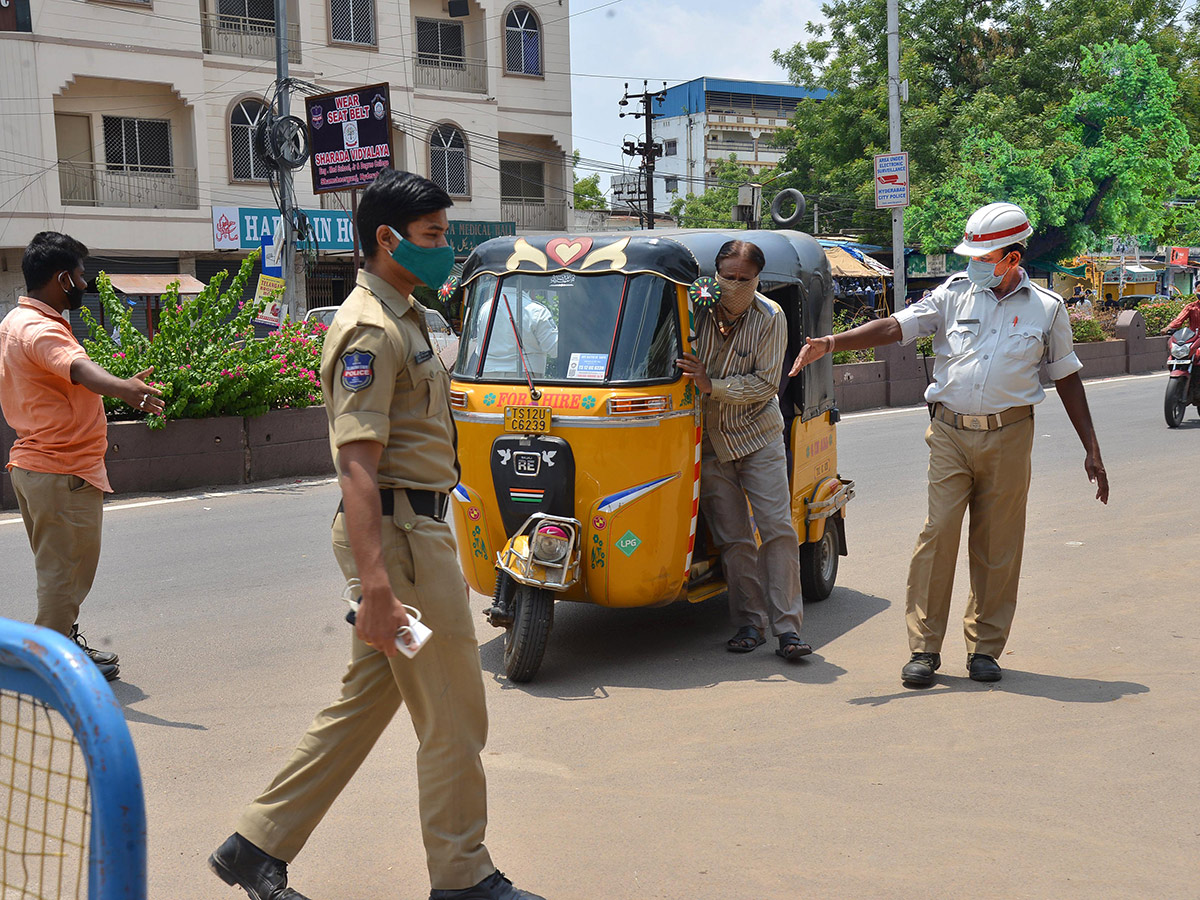 Lockdown in Hyderabad City Photo Gallery - Sakshi10