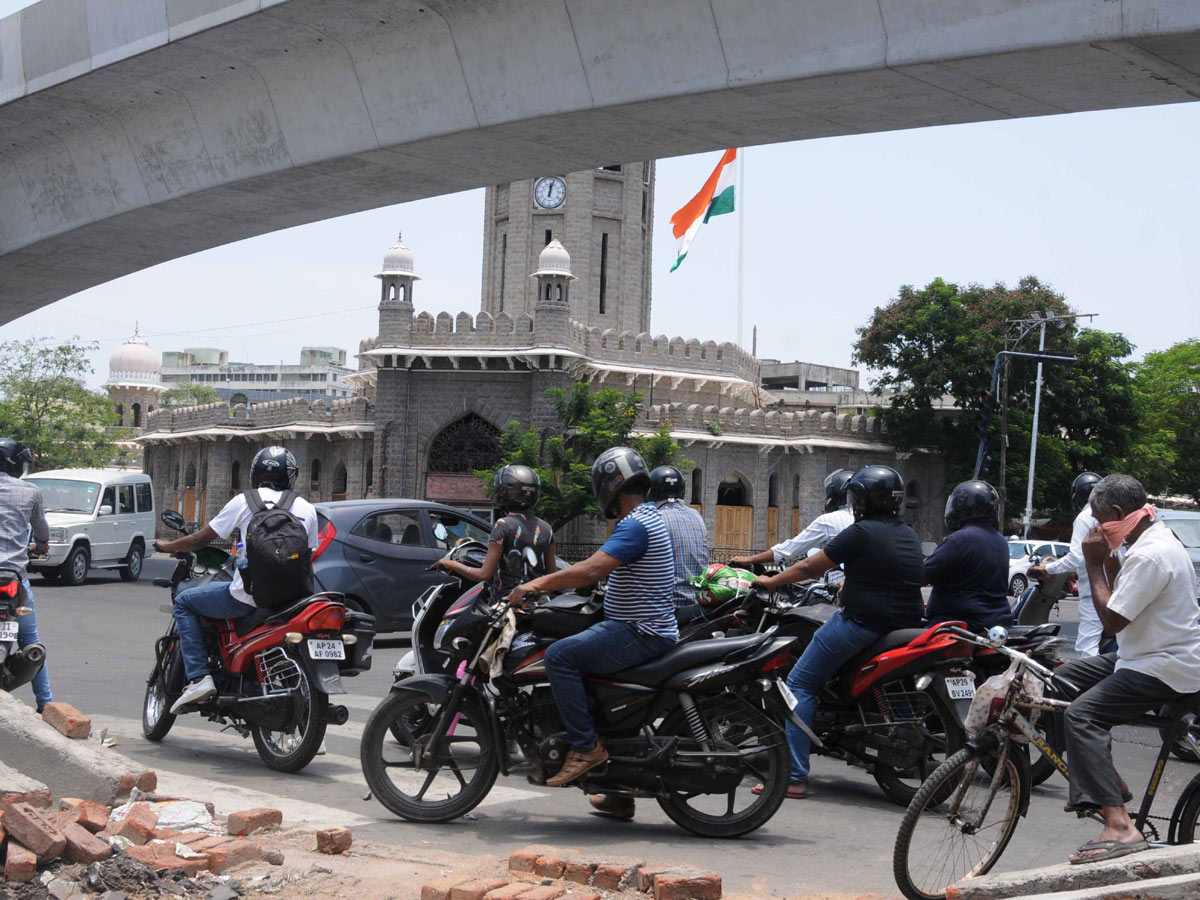 Lockdown in Hyderabad City Photo Gallery - Sakshi22