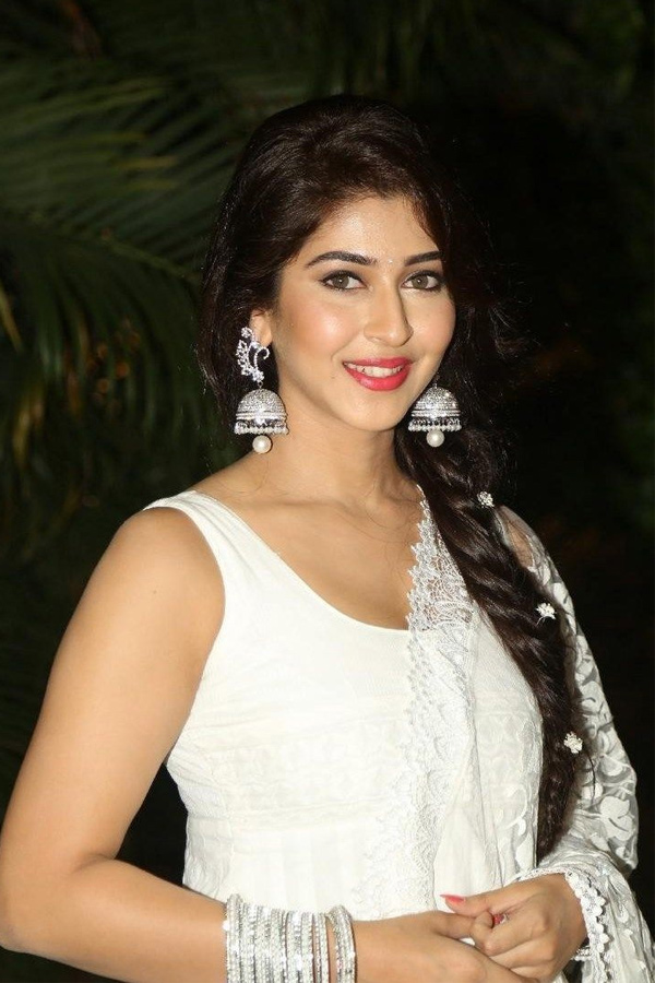 actress sonarika bhadoria exclusive photo Gallery - Sakshi14