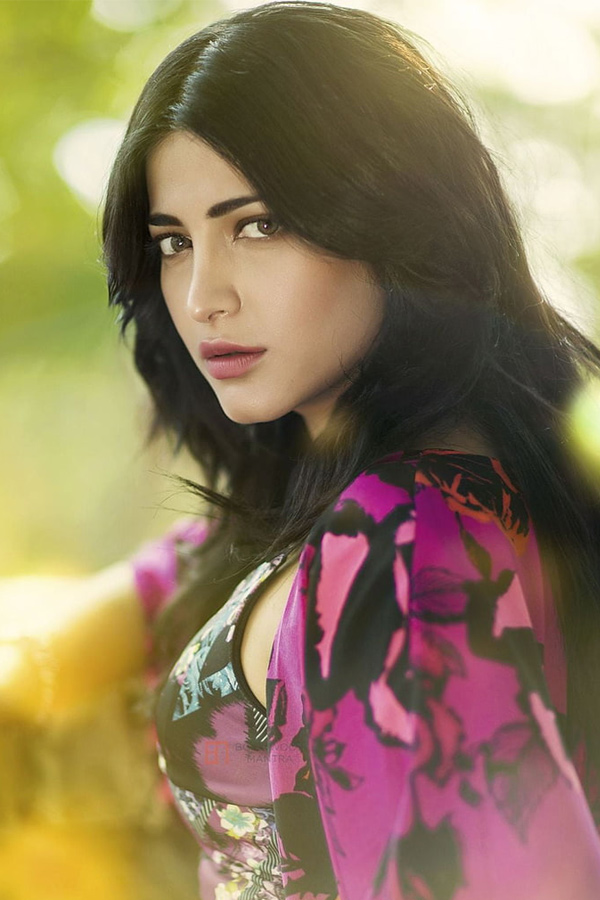 actress shruthi haasan exclusive photo Gallery - Sakshi19