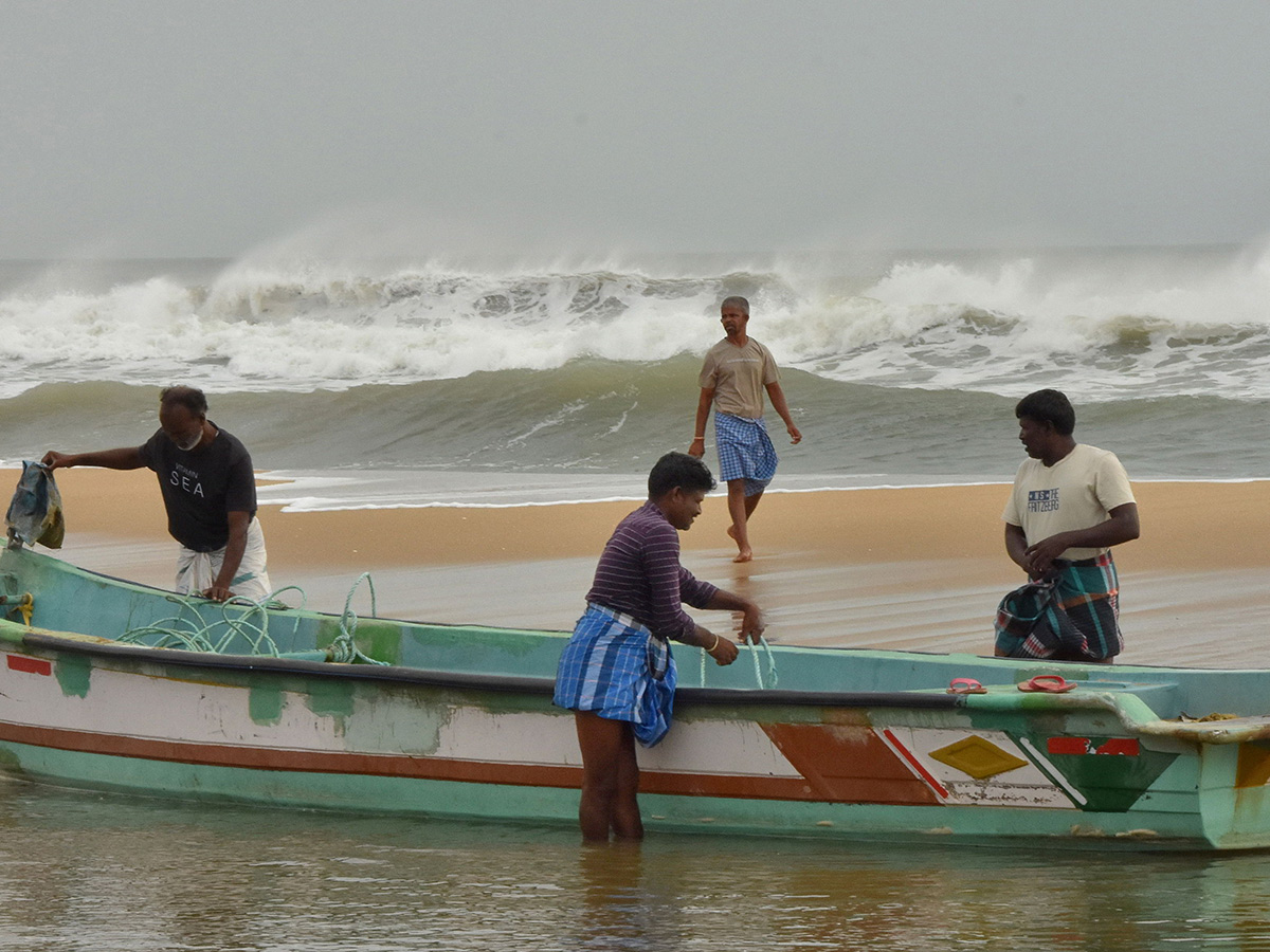 Amphan Cyclone Photo Gallery - Sakshi17