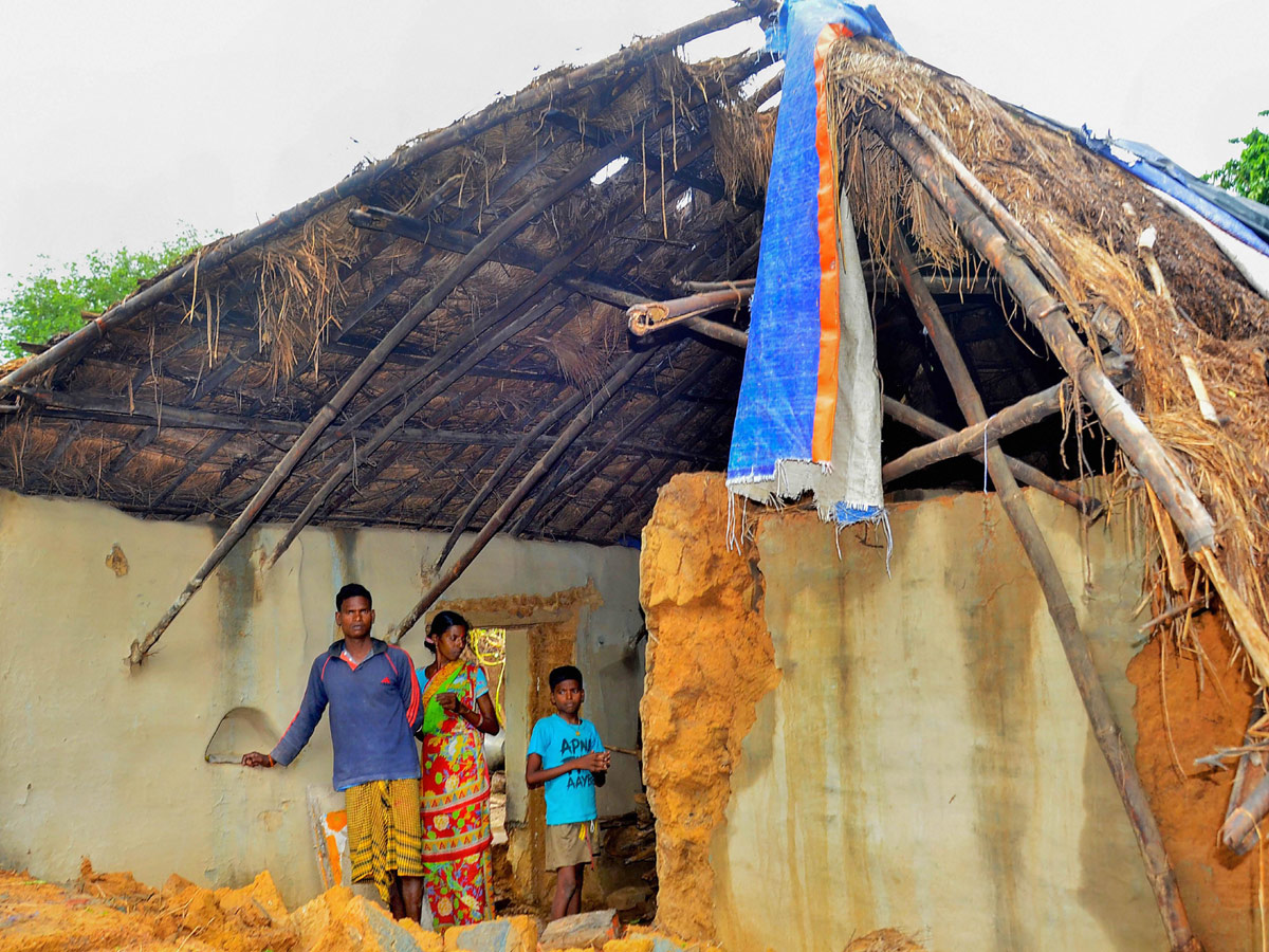 West Bengal Cyclone Amphan Photo Gallery - Sakshi12