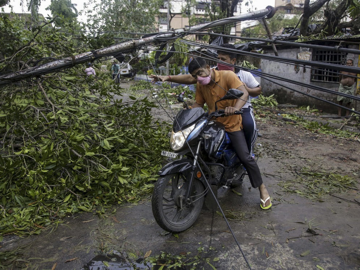 West Bengal Cyclone Amphan Photo Gallery - Sakshi23