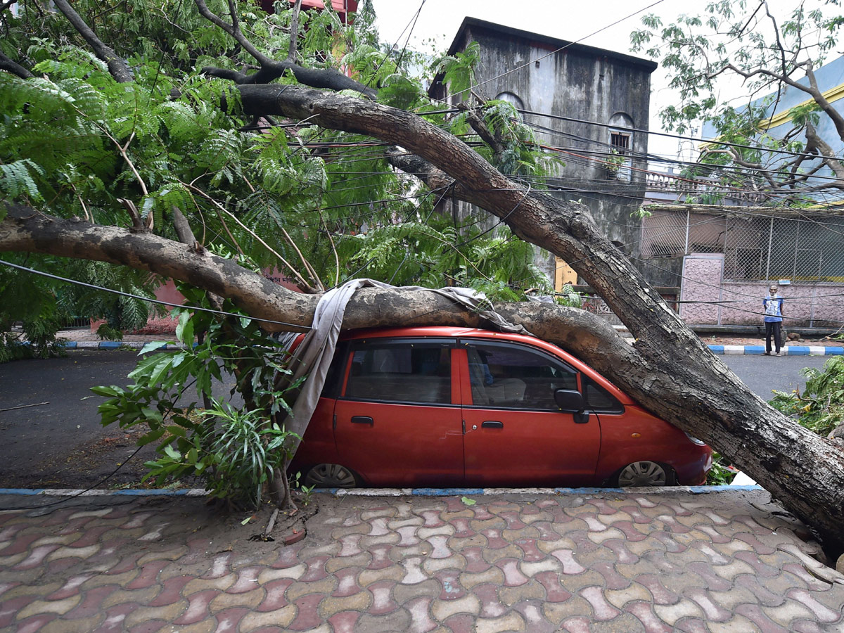 West Bengal Cyclone Amphan Photo Gallery - Sakshi35