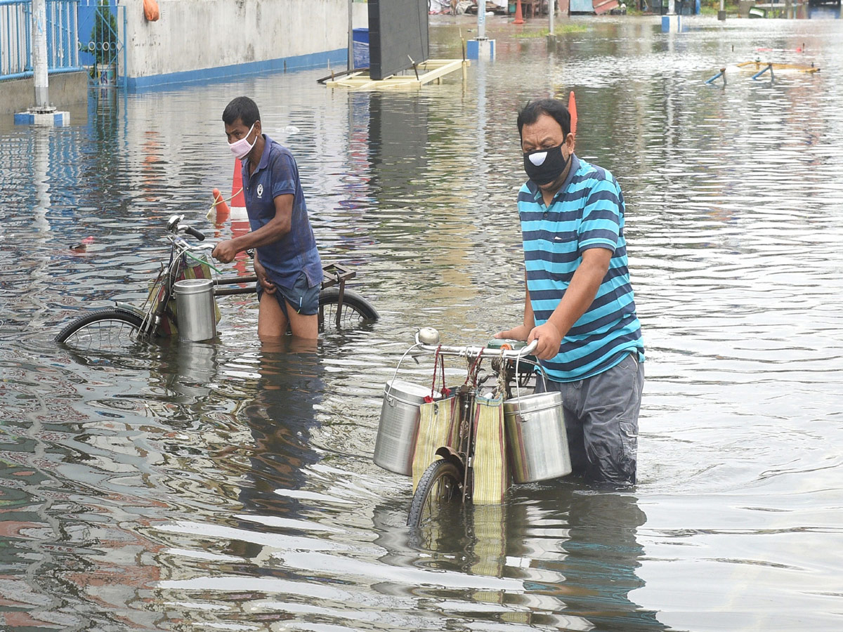 West Bengal Cyclone Amphan Photo Gallery - Sakshi36