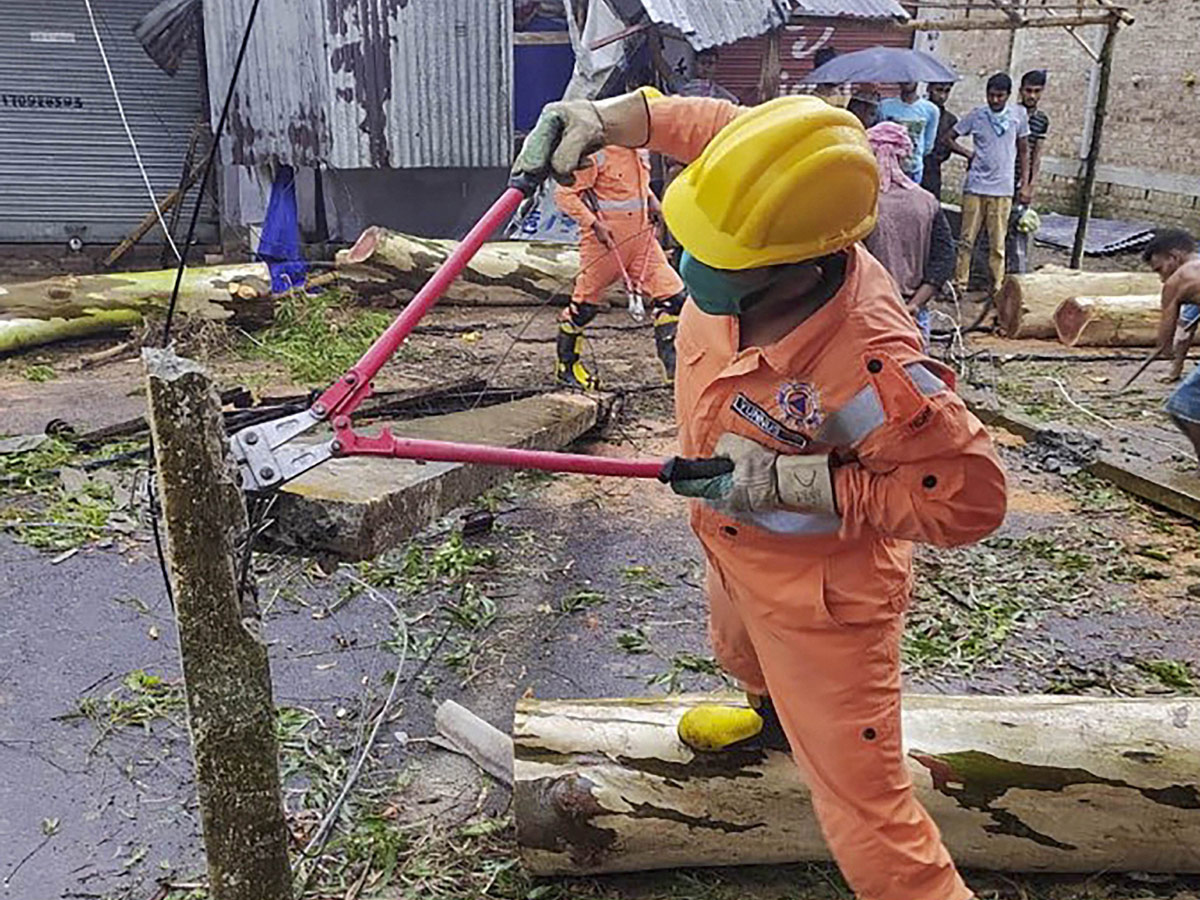 West Bengal Cyclone Amphan Photo Gallery - Sakshi7