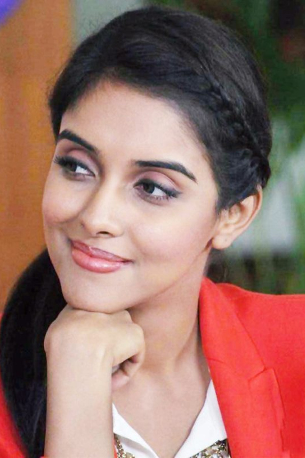 actress asin exclusive photo Gallery - Sakshi13