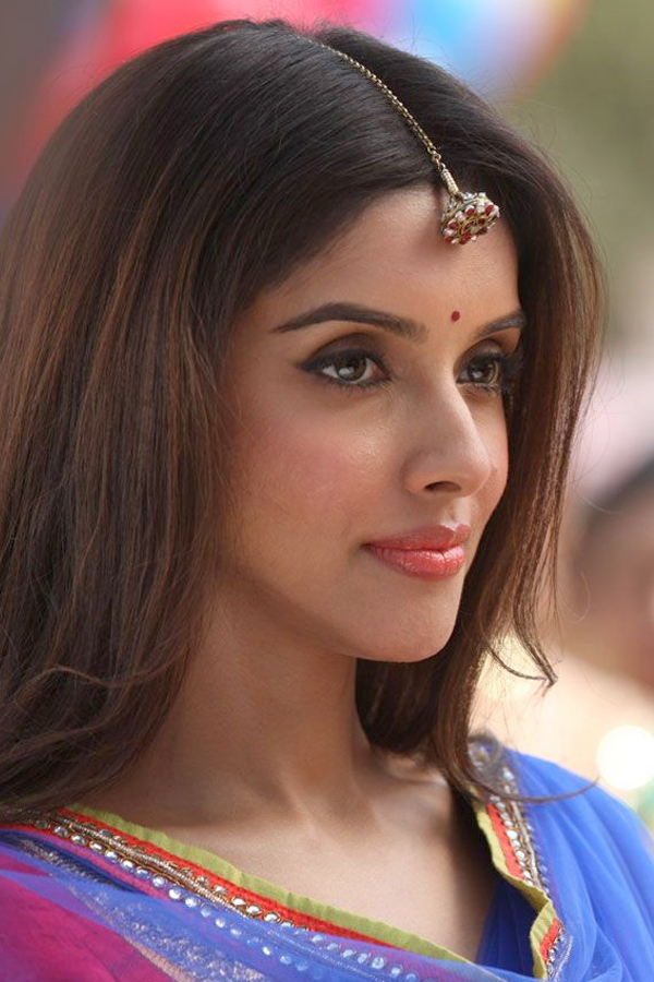 actress asin exclusive photo Gallery - Sakshi32