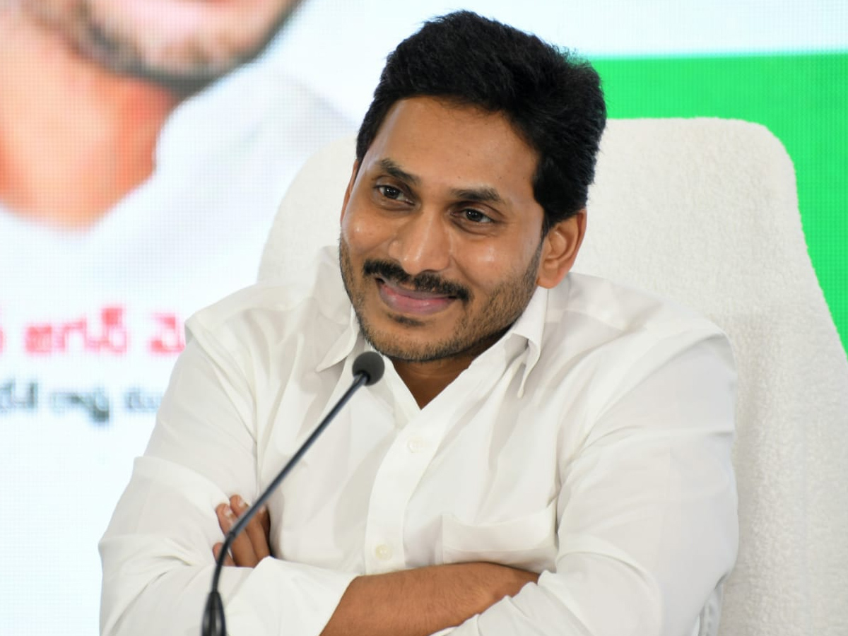 Mana Palana Mee Suchana CM YS Jagan Review Meeting On Medical Health Sector Photo Gallery - Sakshi2