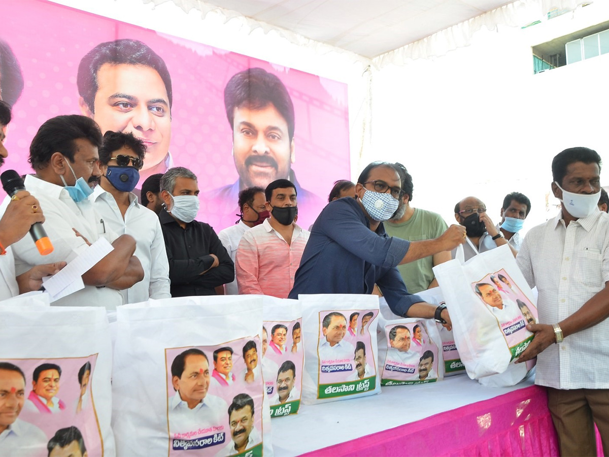 Film Workers Distributed By Talasani Seva Trust Photo Gallery - Sakshi3