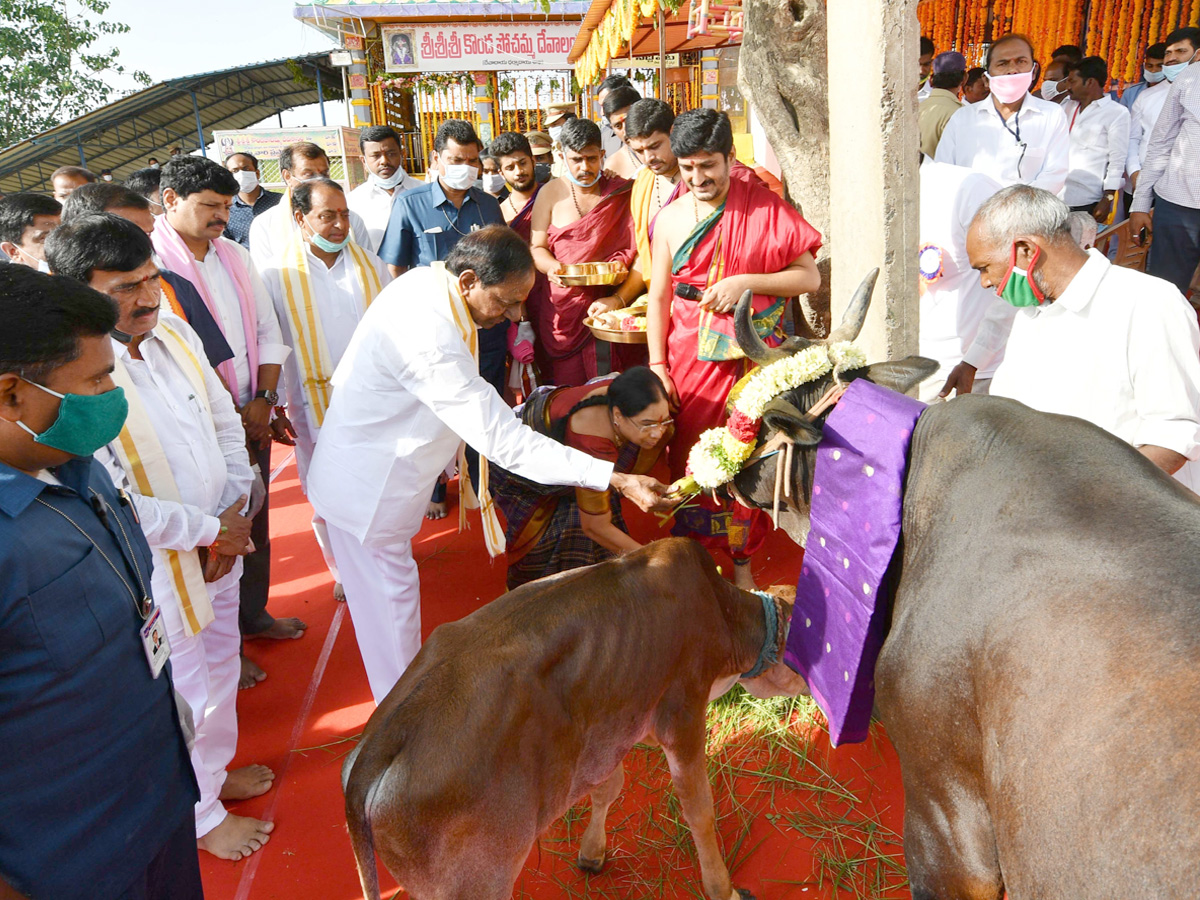 Telangana CM inaugurates Kondapochamma Sagar project Photo Gallery - Sakshi18