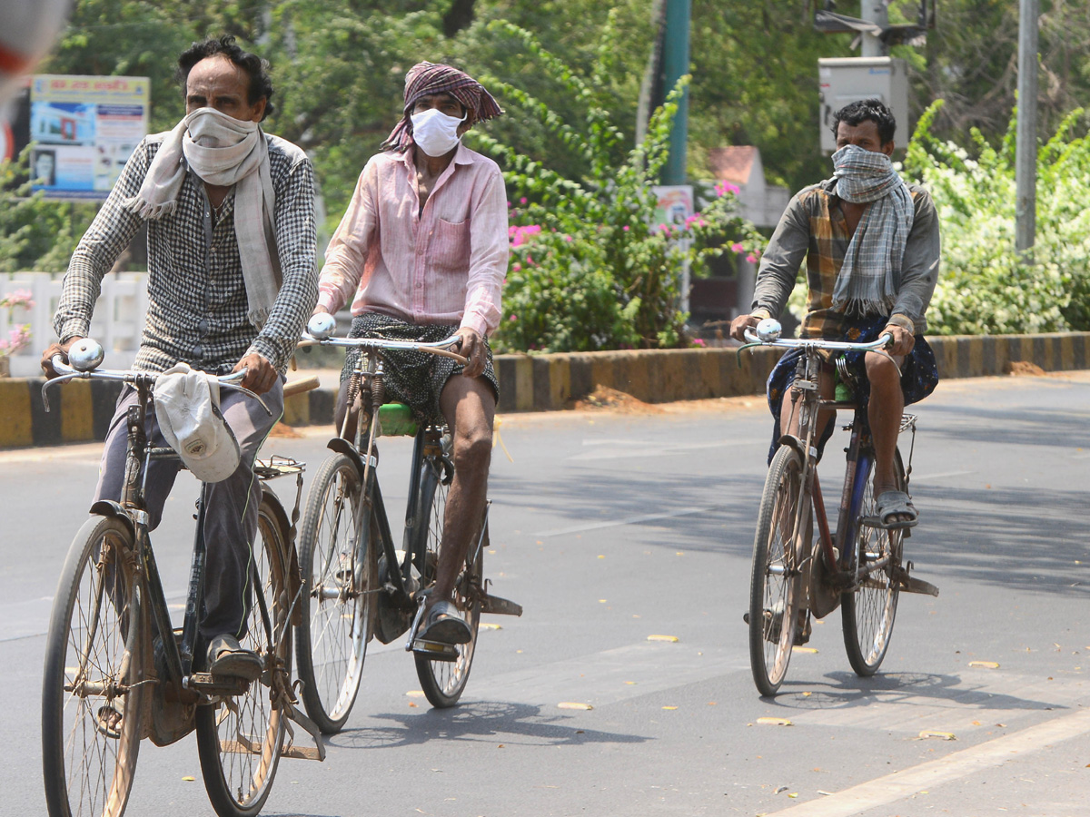 Lockdown in Andhra pradesh Photo Gallery - Sakshi12