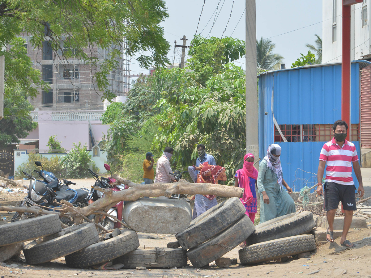 Lockdown in Andhra pradesh Photo Gallery - Sakshi5