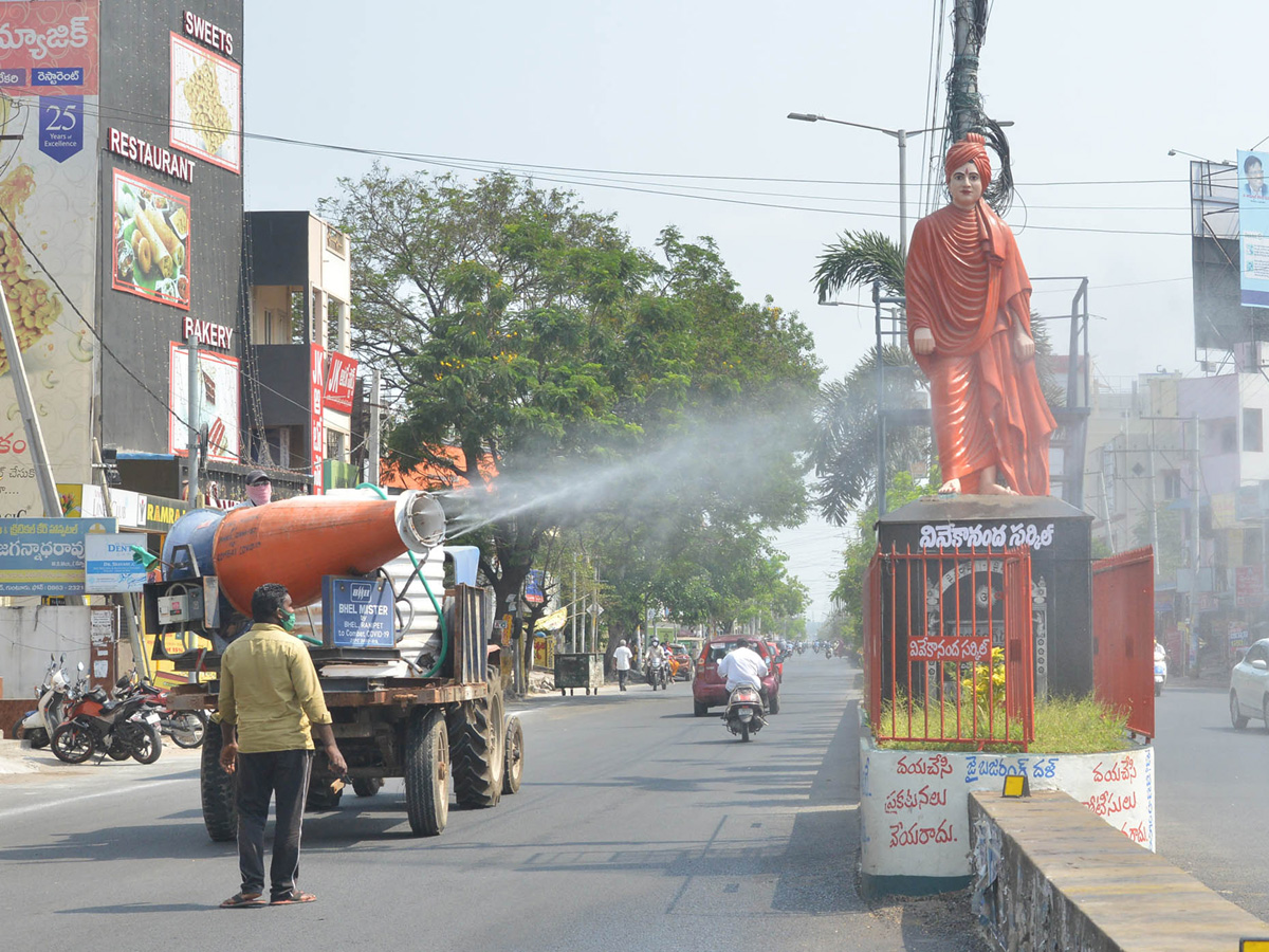 Lockdown in Andhra pradesh Photo Gallery - Sakshi5