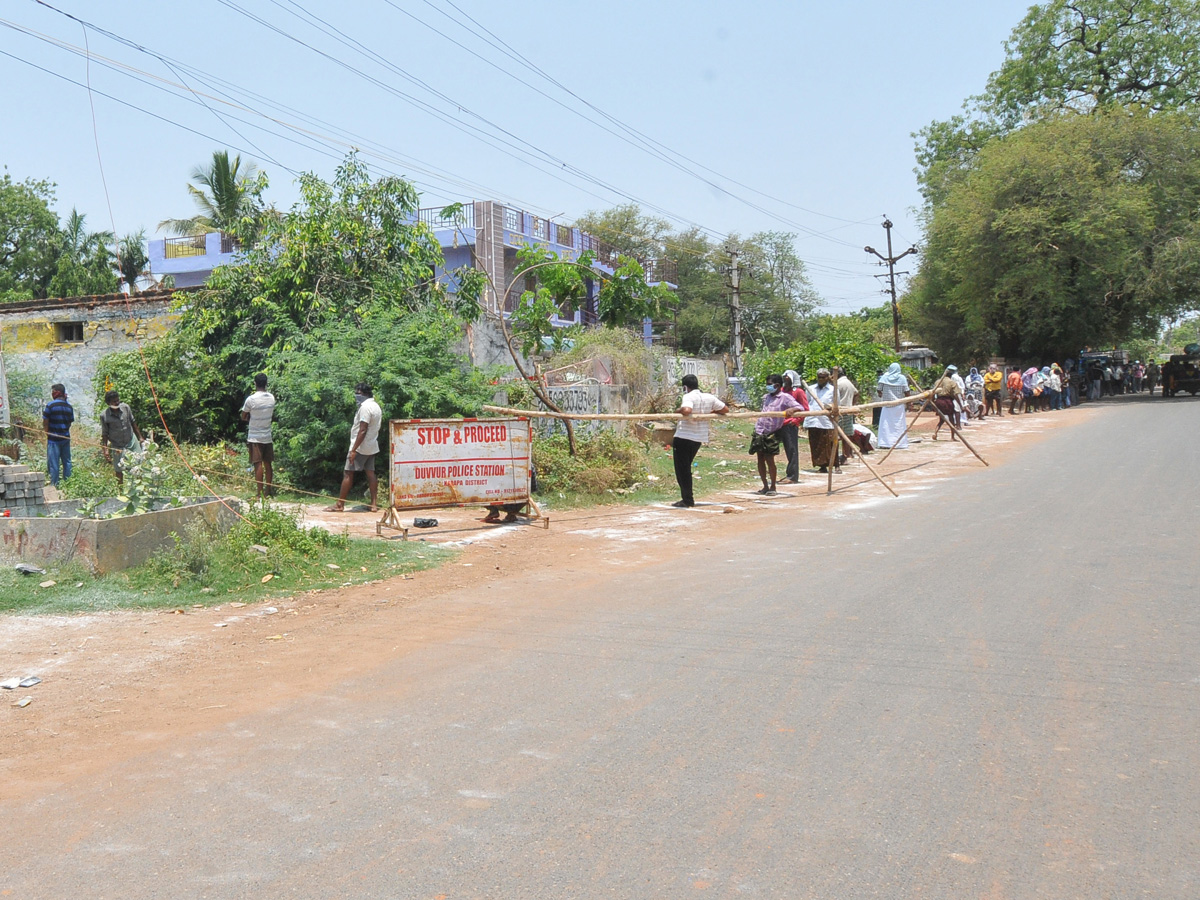 Lockdown in Andhra pradesh Photo Gallery - Sakshi7