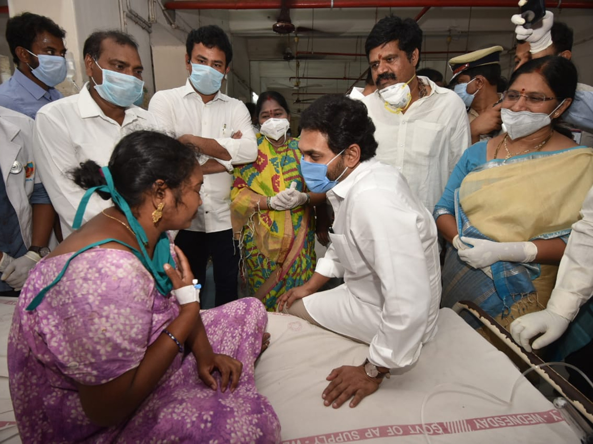 CM Jagan Reaches To Visakhapatnam KGH Hospital - Sakshi11