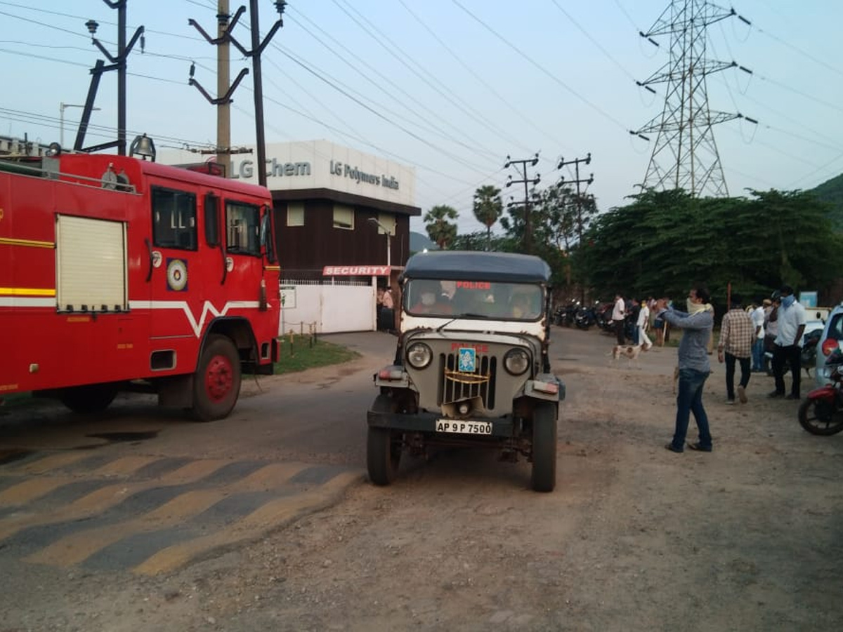 Visakhapatnam Gas Leakage LG Polymers Photo Gallery - Sakshi17