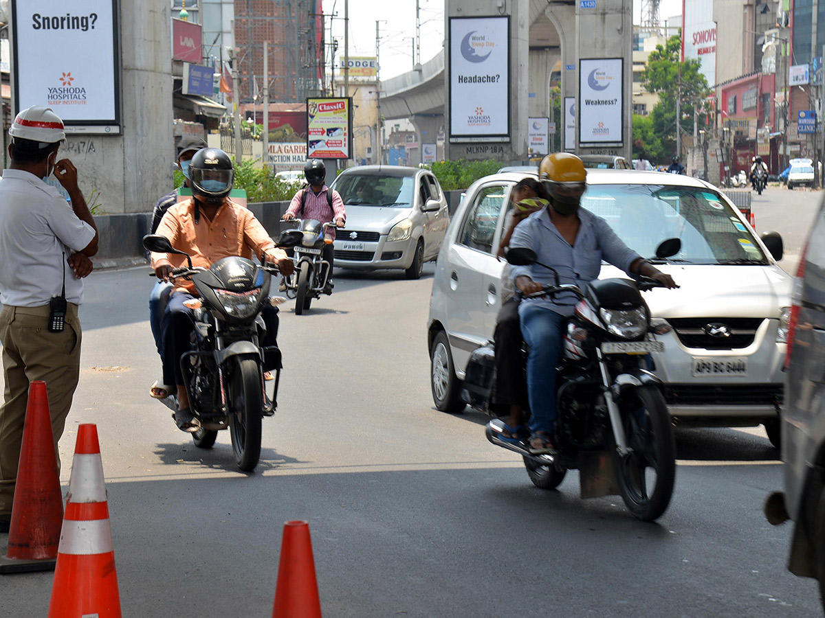 Lockdown in Hyderabad City Photo Gallery - Sakshi96