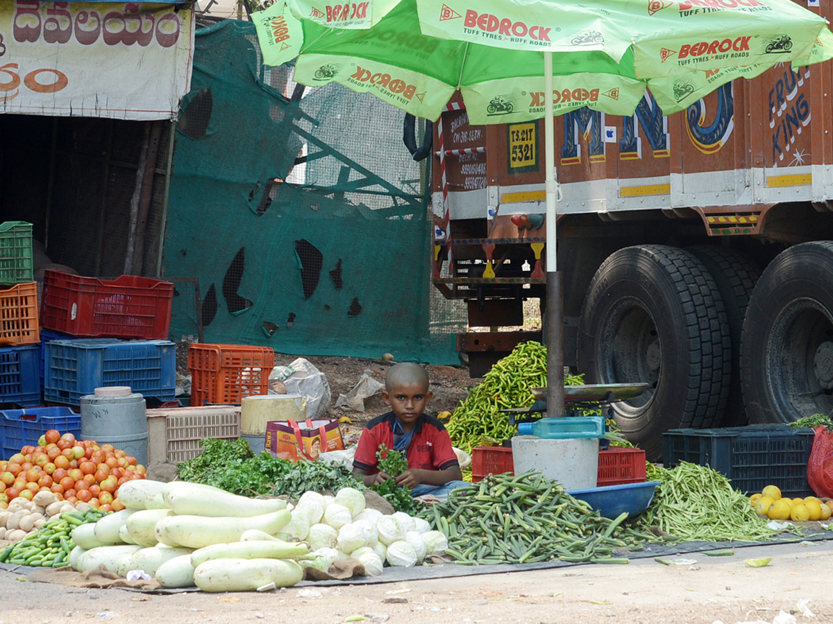 Lockdown in Hyderabad City Photo Gallery - Sakshi14