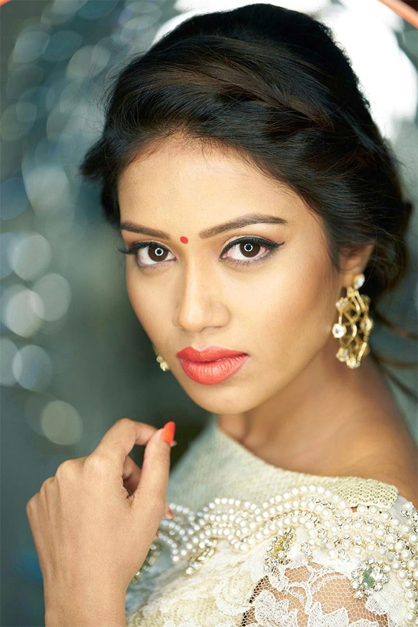 Actress Nivetha Pethuraj Exclusive Photo Gallery - Sakshi18