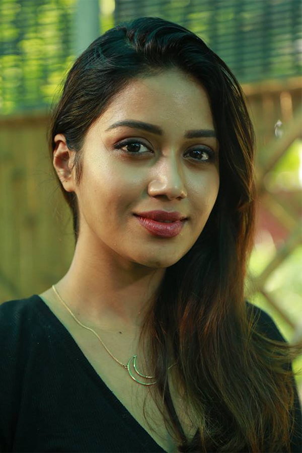 Actress Nivetha Pethuraj Exclusive Photo Gallery - Sakshi44