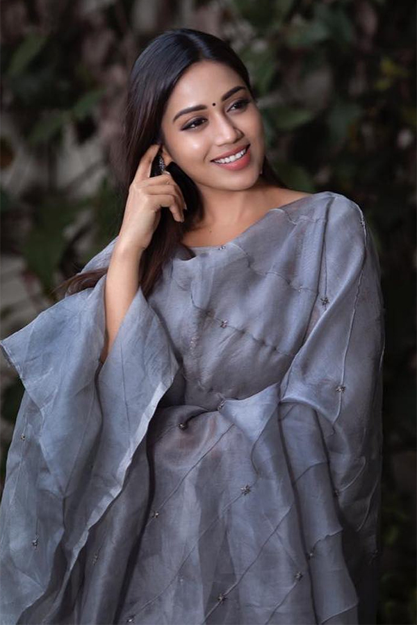 Actress Nivetha Pethuraj Exclusive Photo Gallery - Sakshi45