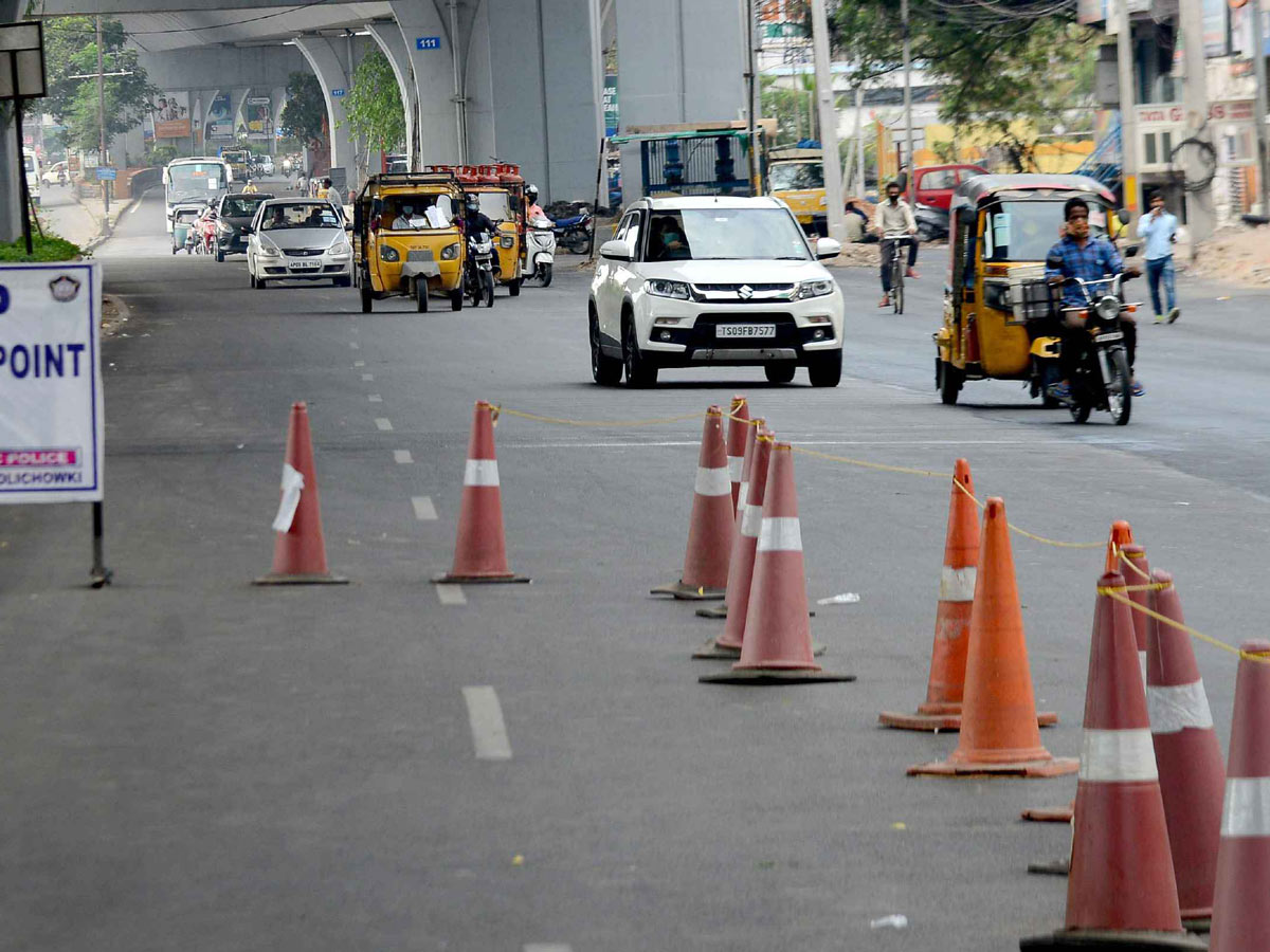 Lockdown in Hyderabad City Photo Gallery - Sakshi47