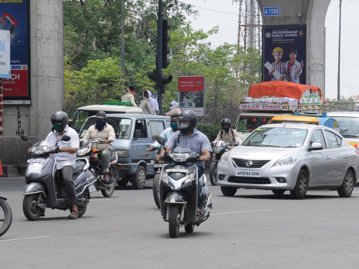 Lockdown in Hyderabad City Photo Gallery - Sakshi72