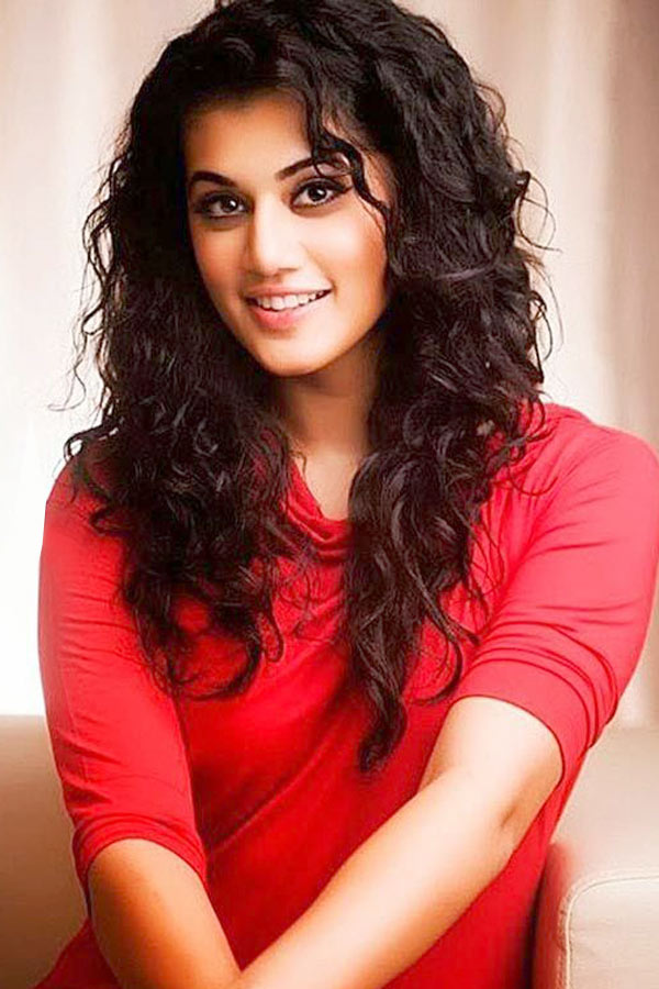 actress taapsee pannu exclusive photo Gallery - Sakshi25