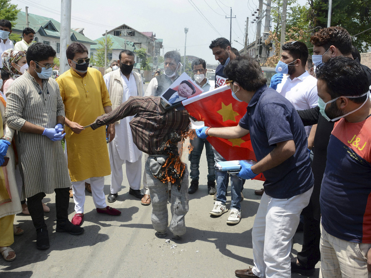 BJP workers Protest against Chinese president Photo Gallery - Sakshi6