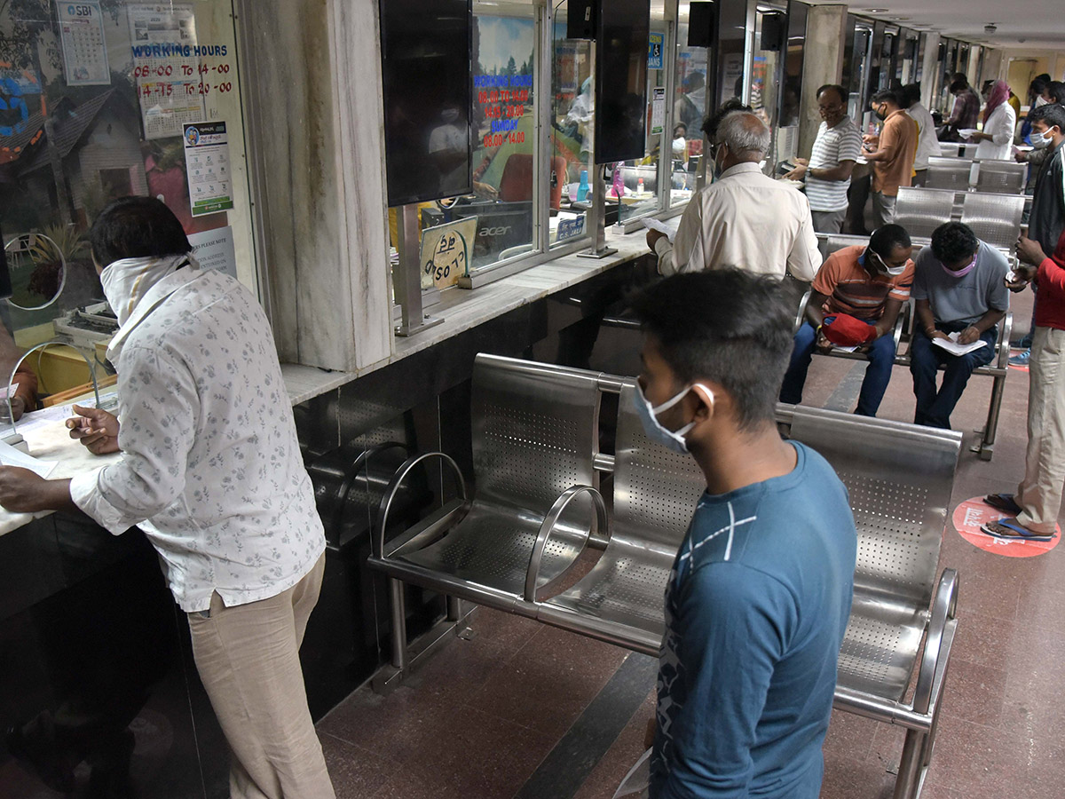 heavy rush in secunderabad railway Station photo gallery - Sakshi20