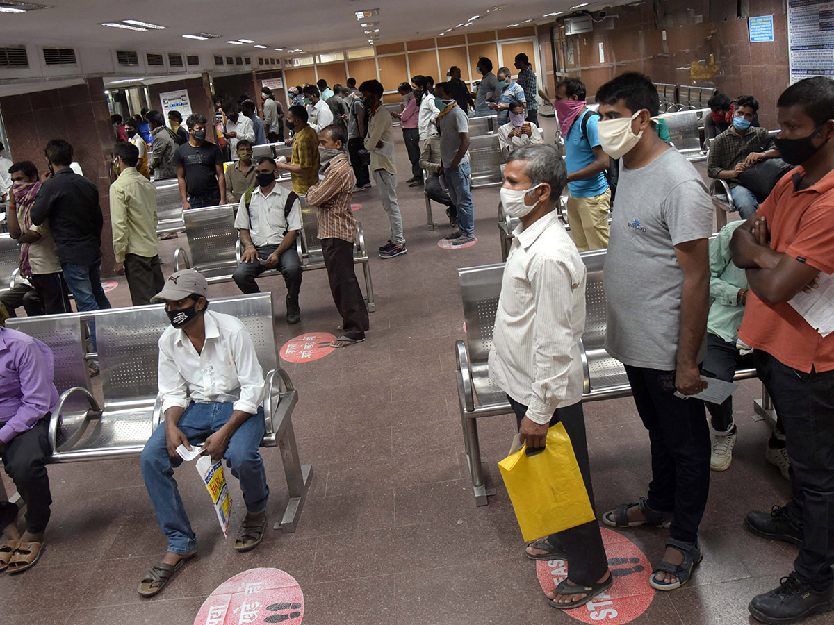 heavy rush in secunderabad railway Station photo gallery - Sakshi21