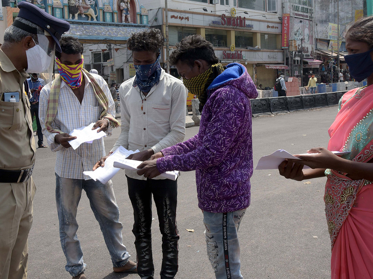 heavy rush in secunderabad railway Station photo gallery - Sakshi26