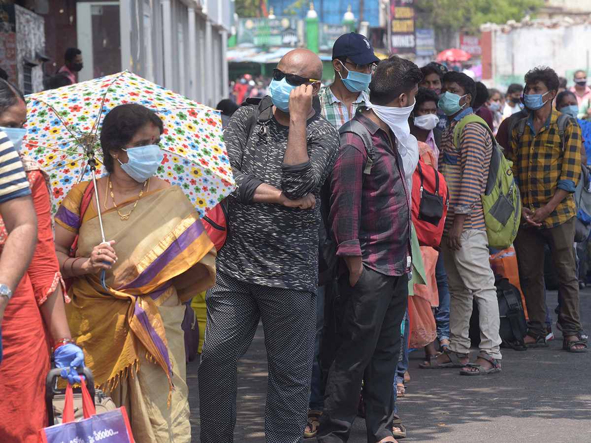 heavy rush in secunderabad railway Station photo gallery - Sakshi28