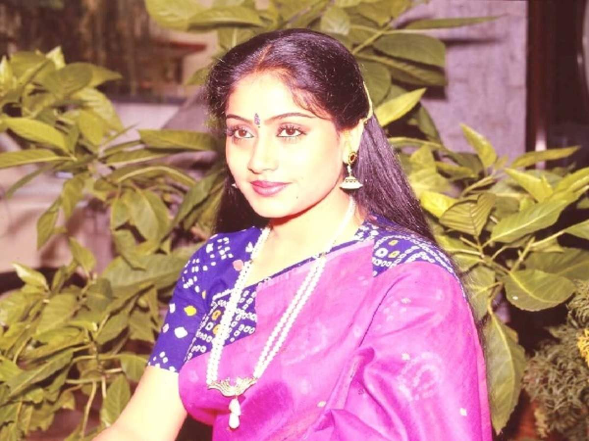 Actress vijayashanthi rare photos gallery - Sakshi3