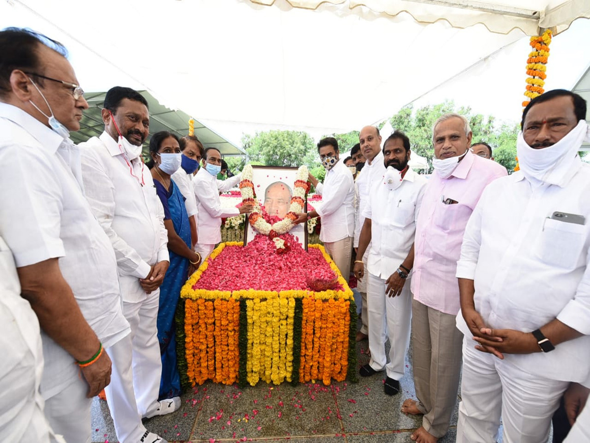  CM KCR Tribute To PV Narasimha Rao Photo Gallery - Sakshi3