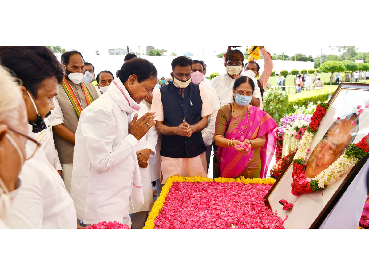  CM KCR Tribute To PV Narasimha Rao Photo Gallery - Sakshi7