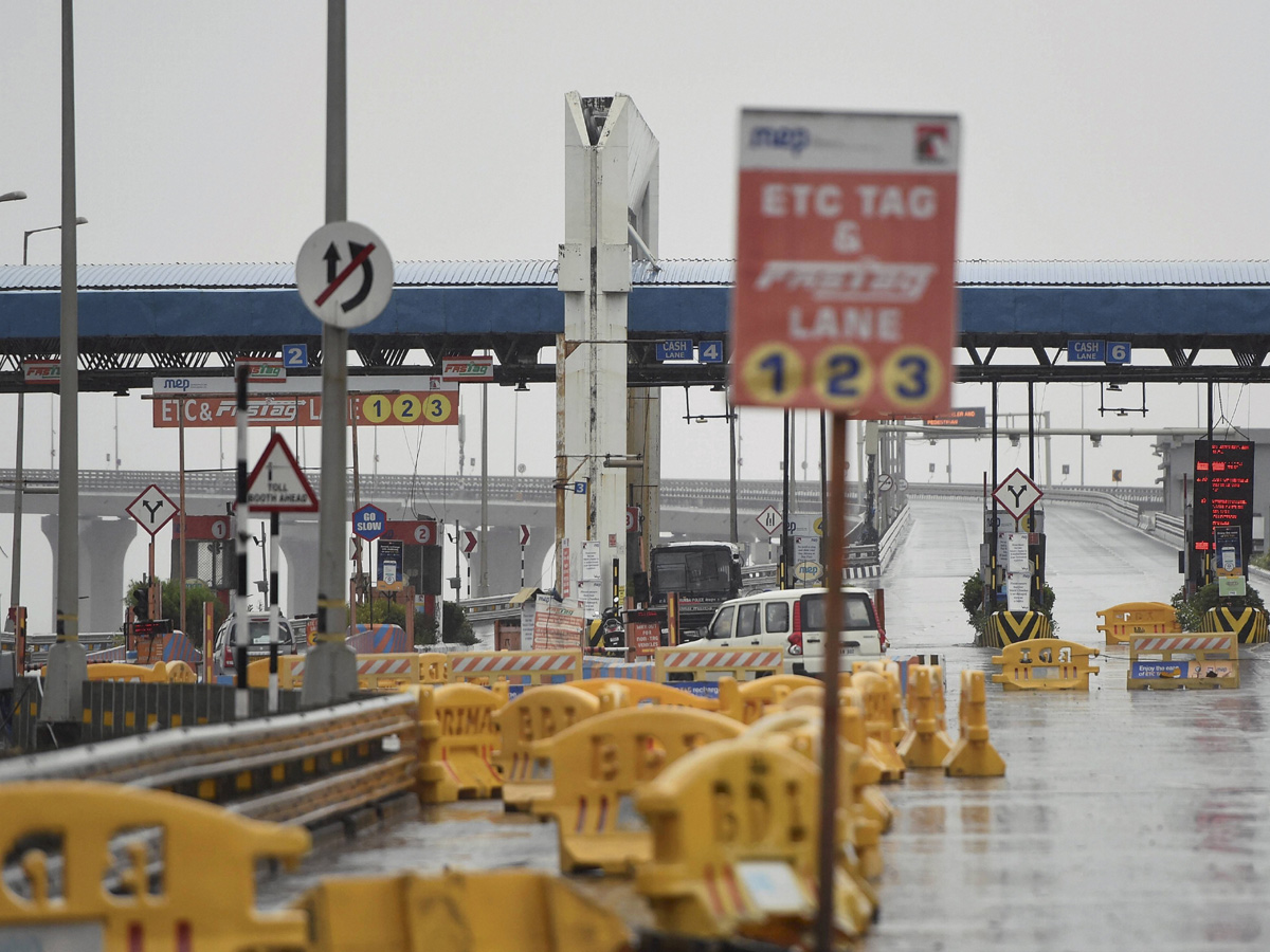 Cyclone Nisarga To Hit Alibaug Near Mumbai Photo Gallery - Sakshi12