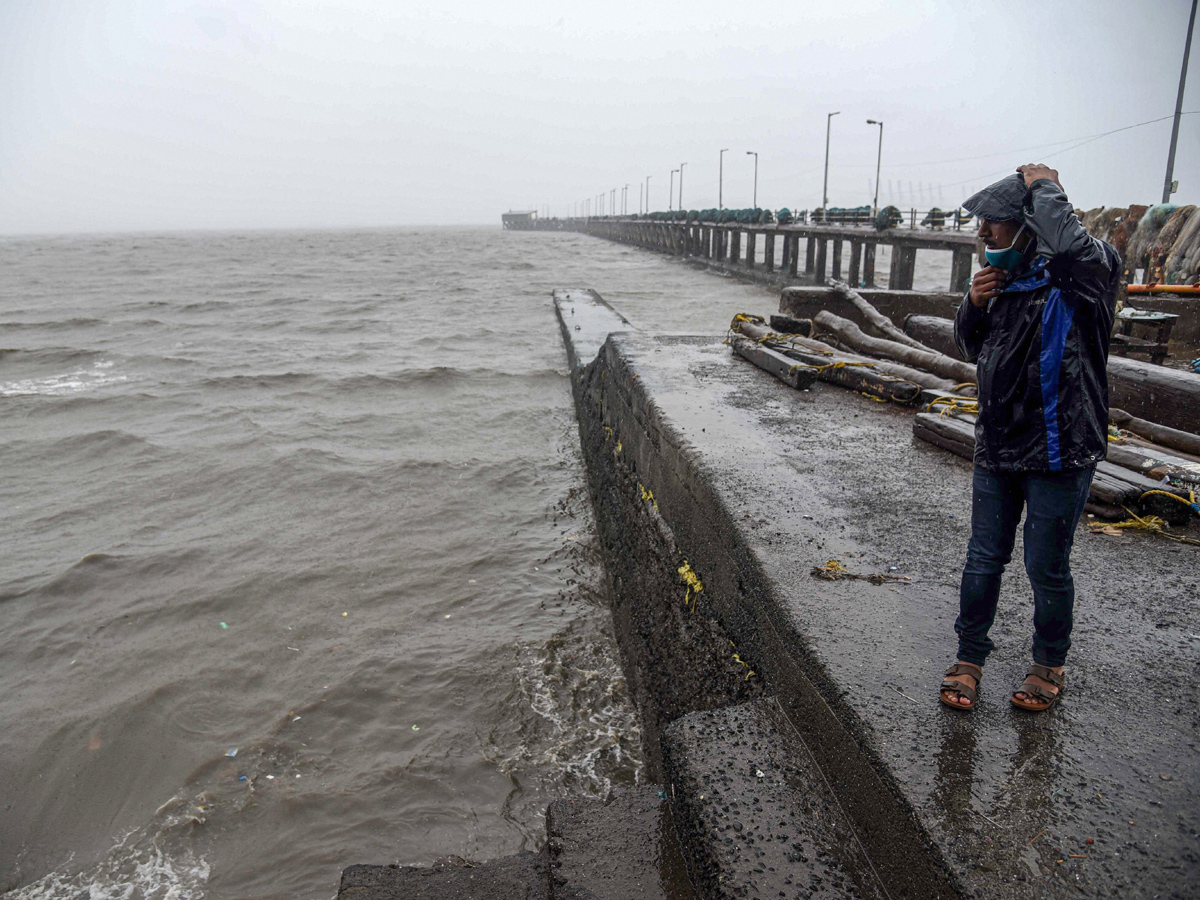 Cyclone Nisarga To Hit Alibaug Near Mumbai Photo Gallery - Sakshi3