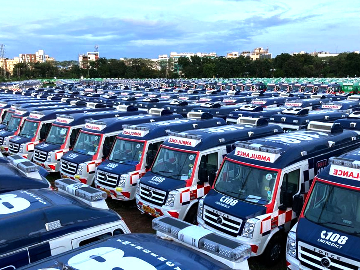 New vehicles soon for 104, 108 ambulance services photo gallery - Sakshi12