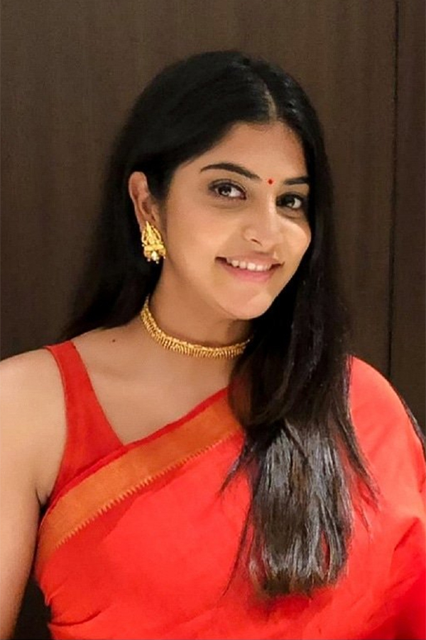 actress Manjima Mohan exclusive photo Gallery - Sakshi24