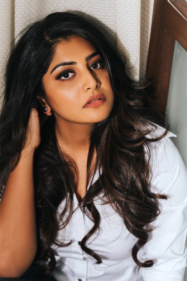 actress Manjima Mohan exclusive photo Gallery - Sakshi8