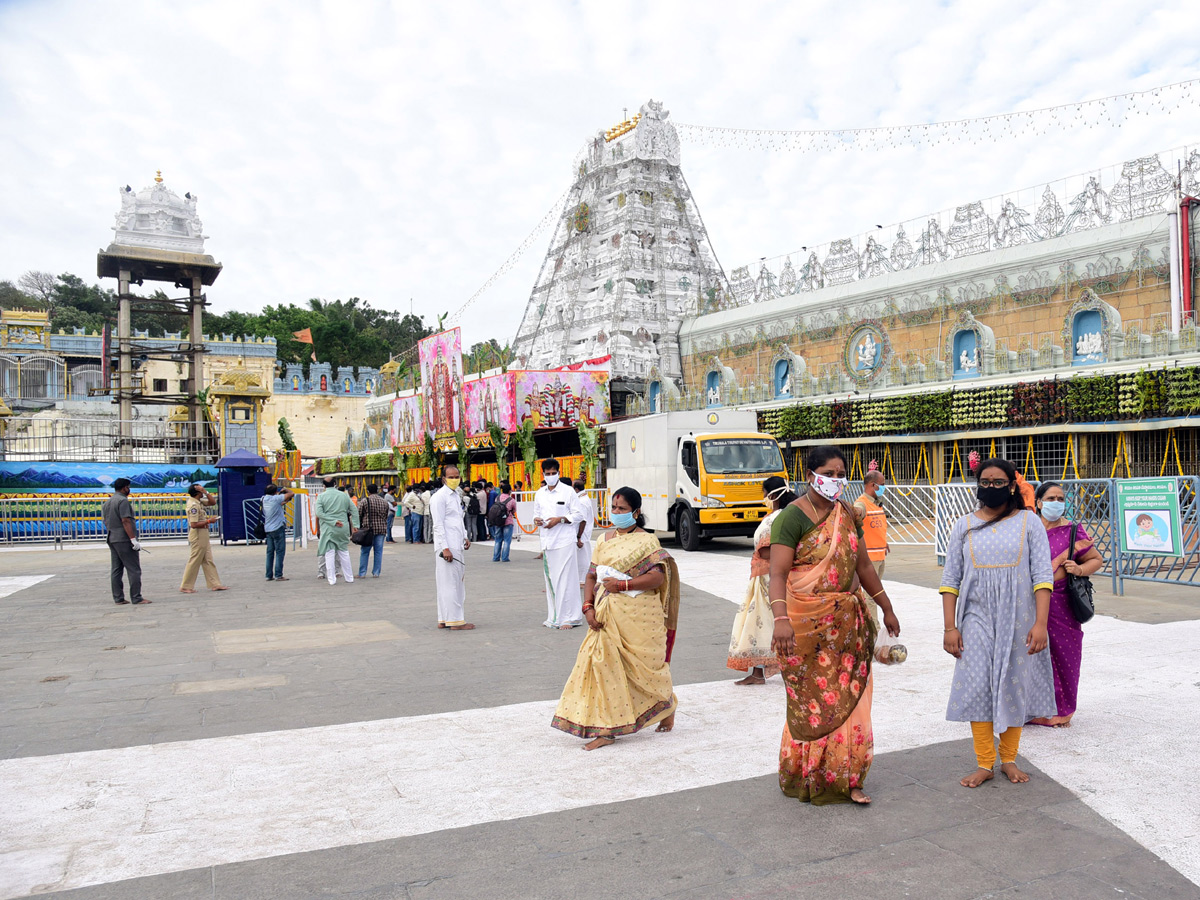 Tirumala temple set for trial run today Photo Gallery - Sakshi18