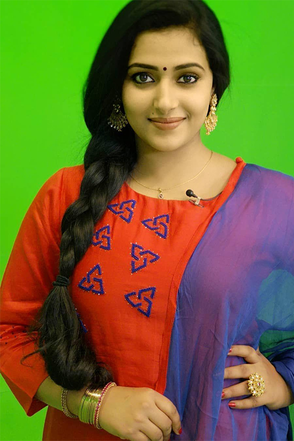 actress Anu Sithara exclusive photo Gallery - Sakshi11