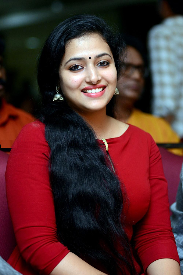 actress Anu Sithara exclusive photo Gallery - Sakshi2