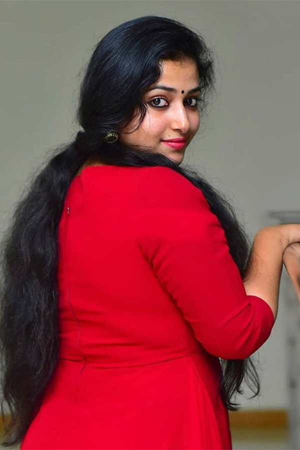 actress Anu Sithara exclusive photo Gallery - Sakshi4