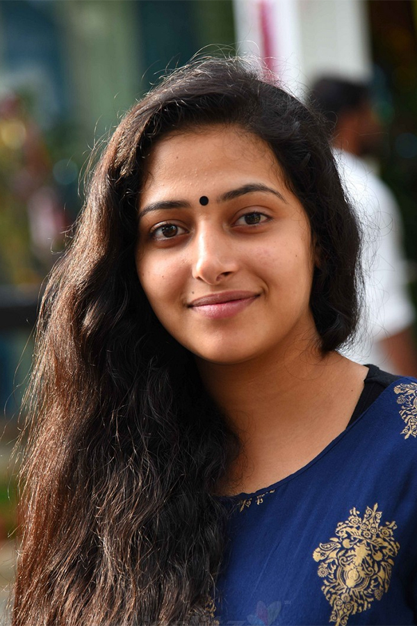 actress Anu Sithara exclusive photo Gallery - Sakshi7