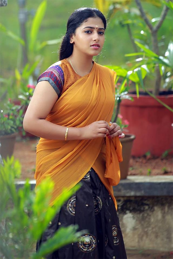 actress Anu Sithara exclusive photo Gallery - Sakshi9