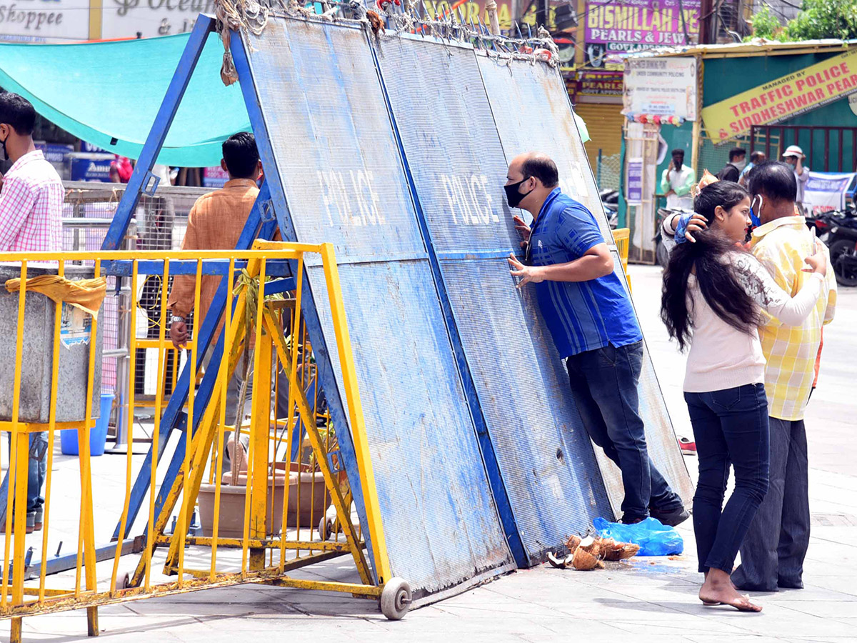 temples open in hyderabad after lockdown photo gallery - Sakshi17